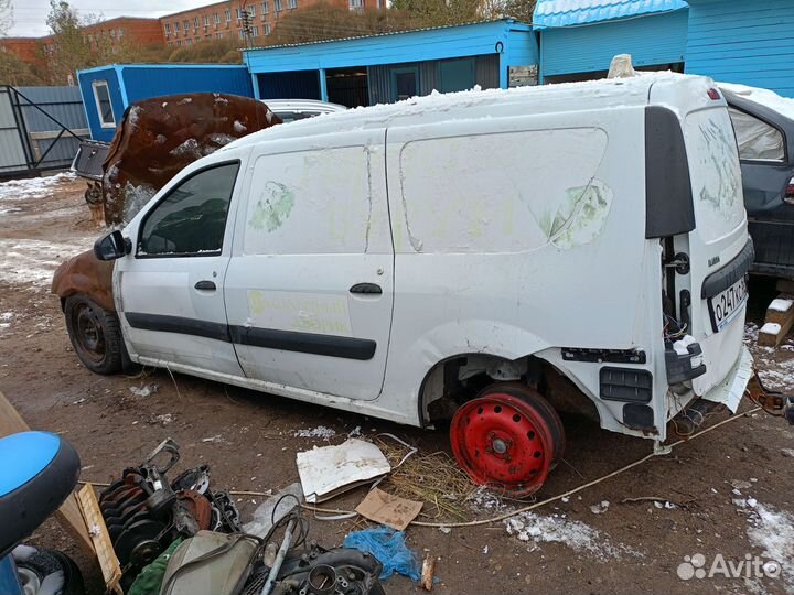 Разбор на запчасти LADA Largus