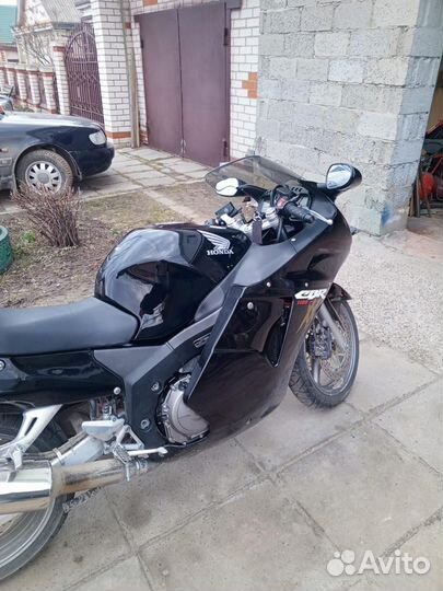 Мотоцикл Honda CBR 1100 XX Black bird