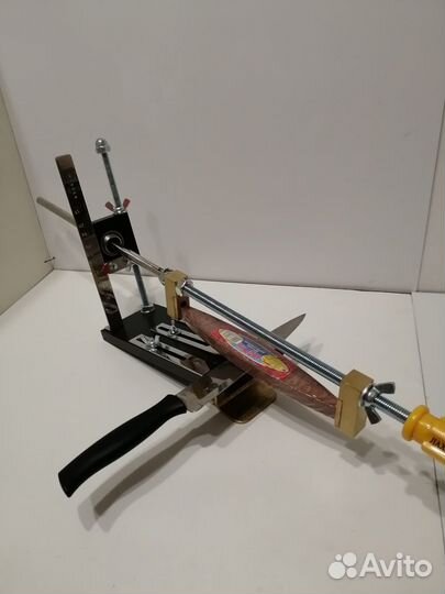 Точилка для ножей