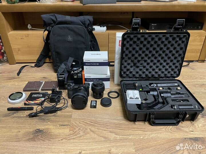 Sony a6400 полный комплект
