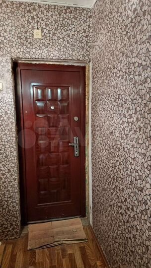 3-к. квартира, 64 м², 1/2 эт.