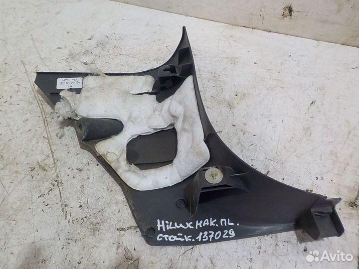 Накладка на порог передняя левая Toyota Hilux