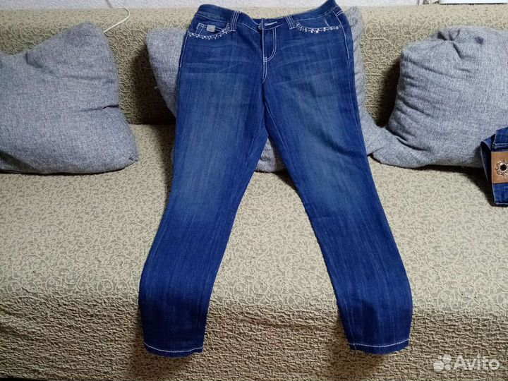 Джинсы