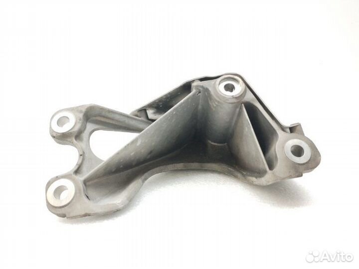 Кронштейн двигателя правый Bmw X5 E70 3.0 2007