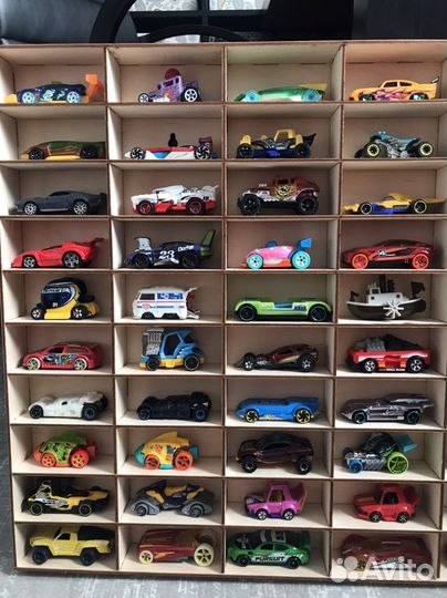 Модель автомобиля Hot Wheels Хот Виллс коллекция