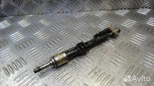 Форсунка бензиновая BMW 5 F10/F11 (3BA12B703)