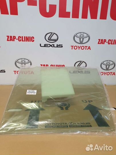 Стекло двери заднее левое Toyota Land Cruiser 200