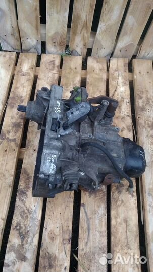 МКПП (механическая коробка переключения передач) R