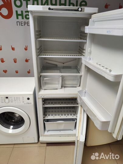 Холодильник indesit (125)