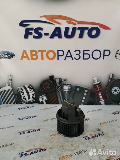Мотор печки отопителя Форд Фокус 2