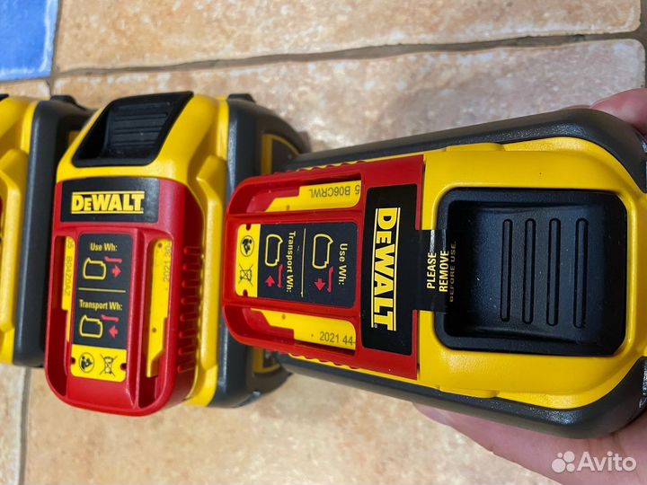 Аккумулятор dewalt Flexvolt dcb547