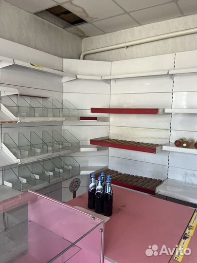 Торговые стеллажи