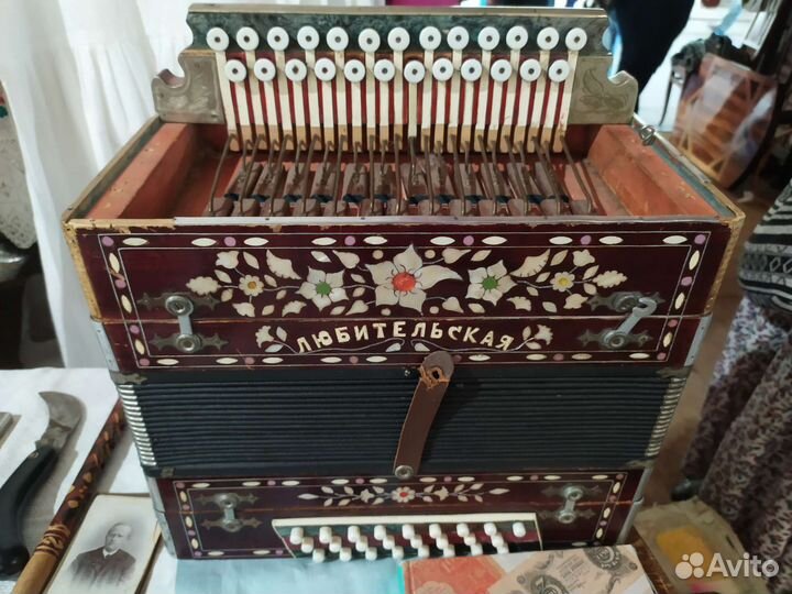 Гармонь любительская старинная