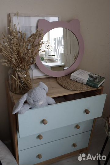 Зеркало настенное в раме