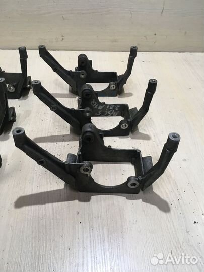 Кронштейн гур Audi A6 C5