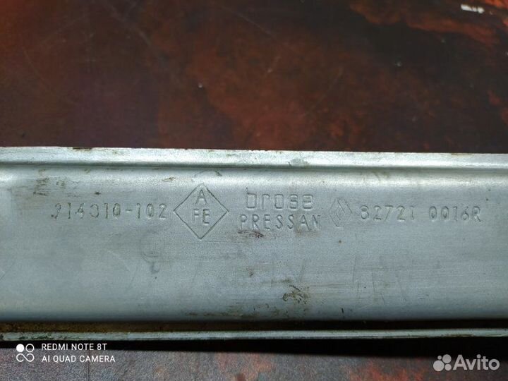 Стеклоподъемник задний левый Renault Fluence седан