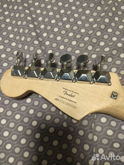 Электро гитара Squier bullet с комбиком