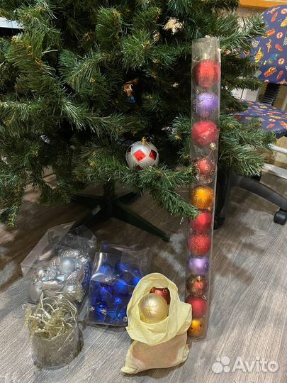 Ель искуственная 150 (170) + игрушки и гирлянда