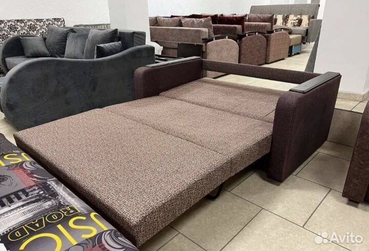 Диван чебурашка