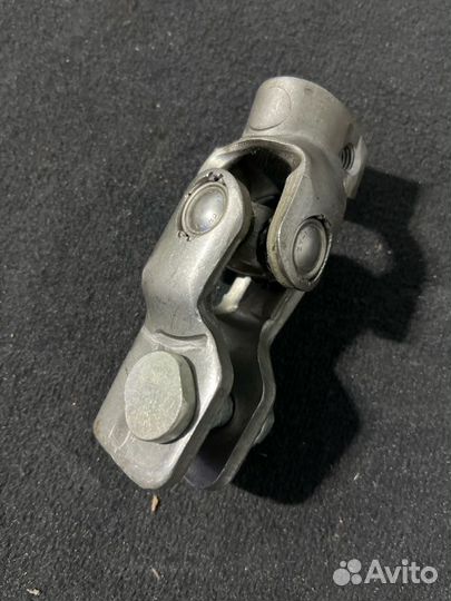 Рулевой карданчик Nissan Fuga KY51 VQ37(VHR) 2011