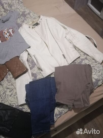 Женские вещи отдам