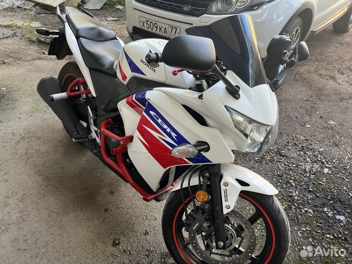 Продаю honda cbr 250ra