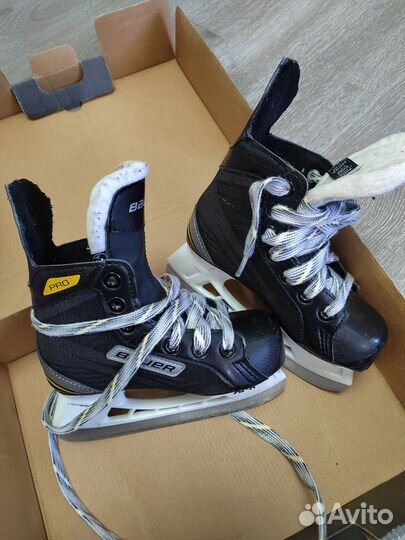 Хоккейные коньки bauer детские