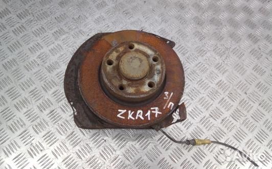 Ступица задняя правая opel vivaro (ZKR17NY01)