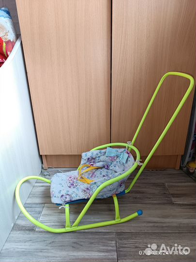 Санки для кукол