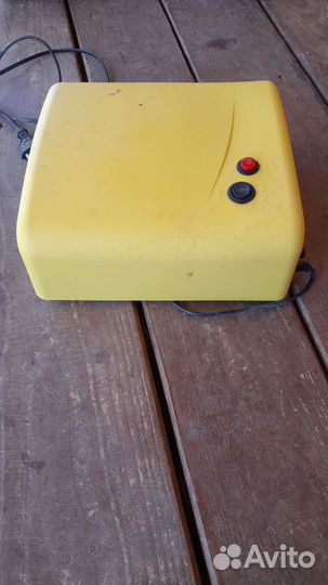 Уф лампа для ногтей