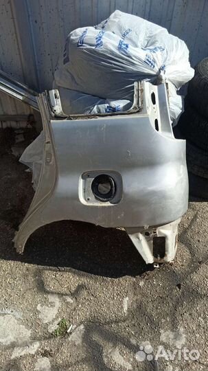 Крыло Toyota funcargo