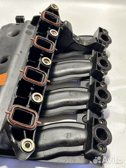 Впускной коллектор BMW E39 2.0d M47 11612246942