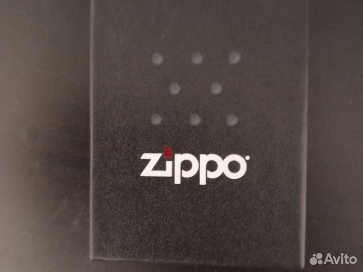 Зажигалка бензиновая zippo