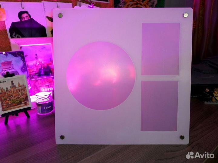 Стенд для диска и карт