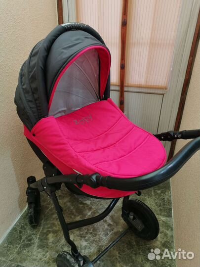 Коляска zippy 3 в 1