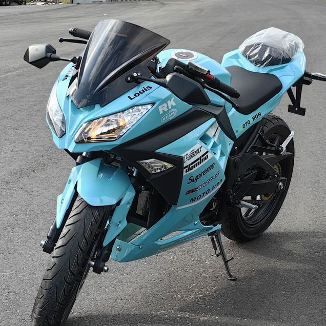 Kawasaki Ninja 300, 2026, 49 км