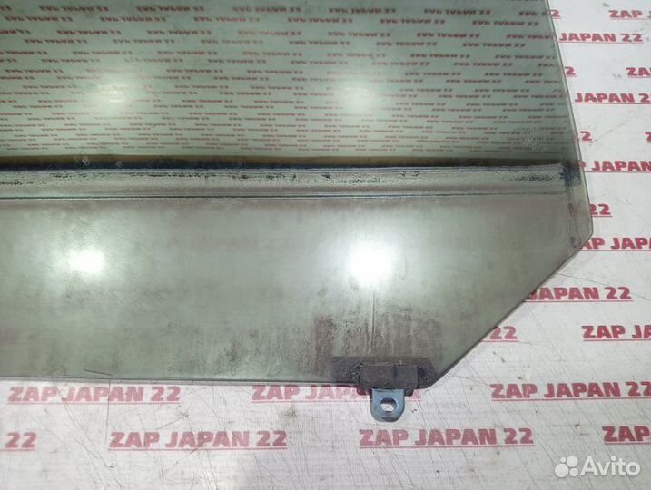 Стекло боковое Toyota Town Ace Noah SR50 3S 1999