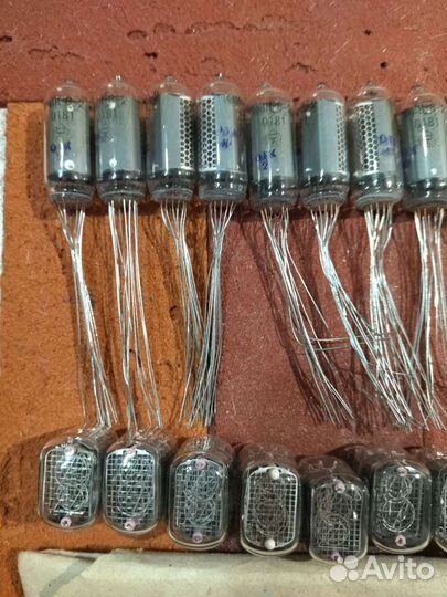 Индикаторные лампы Ин1.Ин2.Ин4.Ин9.ин16,Z573m, Ив6