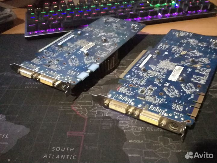 Видеокарта Asus GeForce en9800gt 512M 2шт