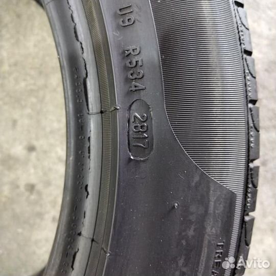 Pirelli Cinturato P7 235/50 R17