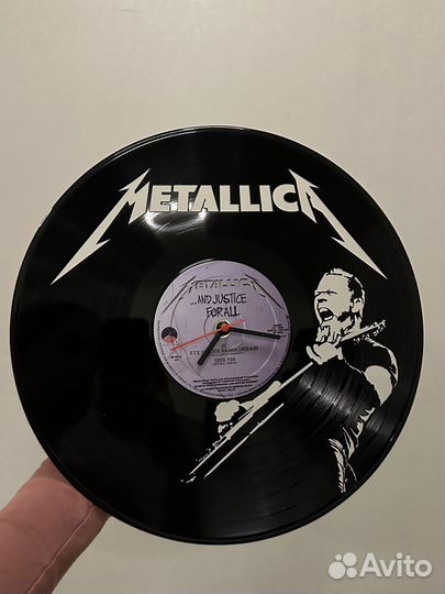 Часы настенные Metallica