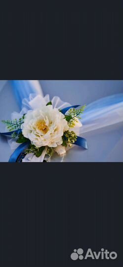 Свадебное украшение на автомобиль