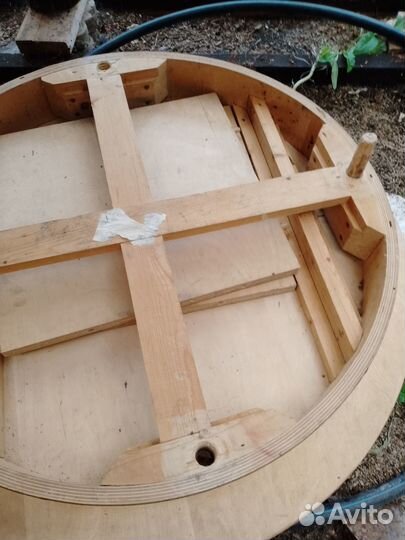 Стол круглый, СССР, дерево