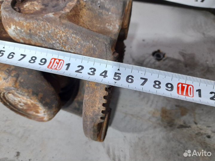 Вал карданный 1645 мм