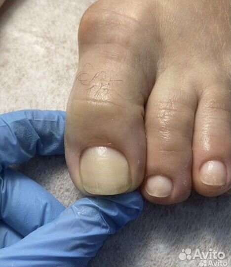 Мастер маникюра и педикюра