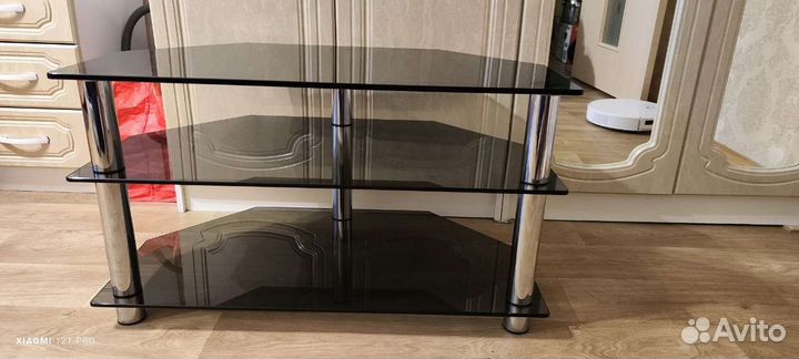 Стеклянная тумба