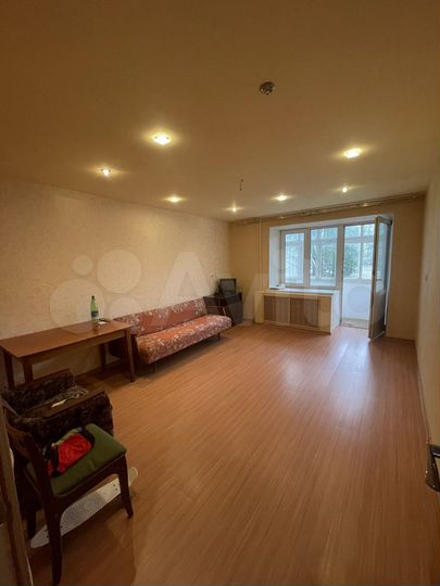 2-к. квартира, 49 м², 1/5 эт.