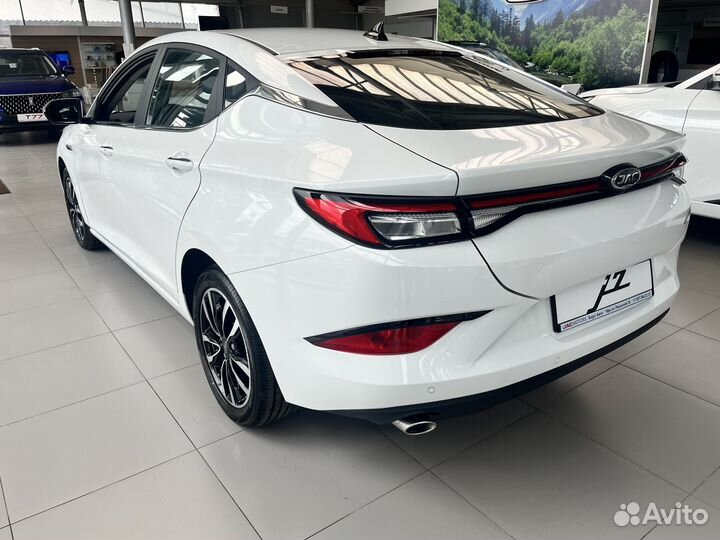 JAC J7 1.5 CVT, 2023