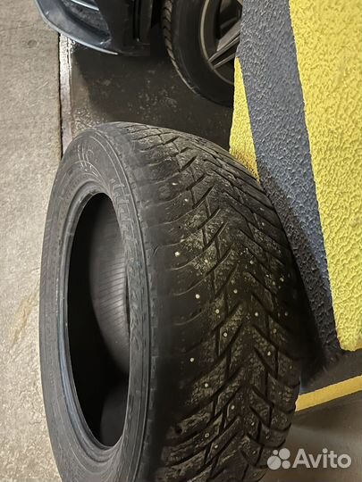 Nokian Tyres Hakkapeliitta 8 SUV 255/55 R19 111T