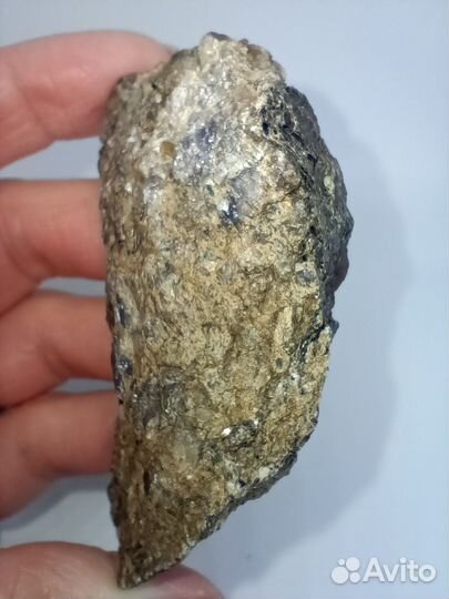 Кордиерит (иолит)